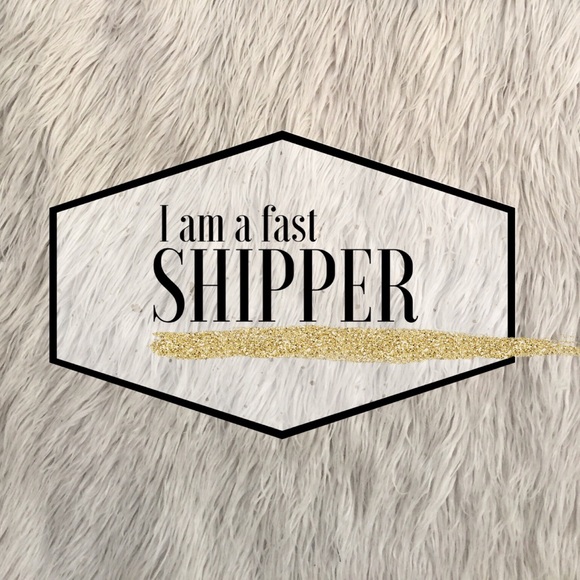 Sweaters - Picture 7 of 7